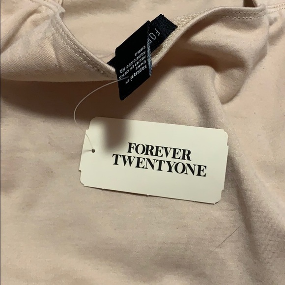 (SOLD) ❌Forever 21 beige colour bodysuit - Picture 5 of 6